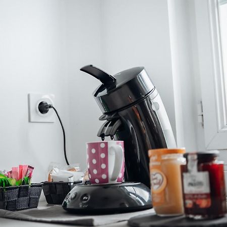 Appartement Neuf, Moderne Et Confortable! Ernee ภายนอก รูปภาพ